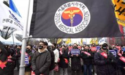 Güney Kore'de Doktor grevinde cezalar başladı