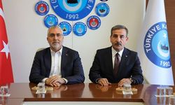 Bakan Işıkhan'dan Türkiye Kamu-Sen'e ziyaret