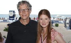Bill Gates'in kızı doktor oldu