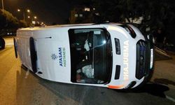 Samsun’da otomobil ile ambulans çarpıştı: 3 yaralı