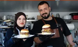 Gündüz doktor, akşam hamburgerci