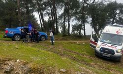 Hasta taşıyan ambulans çamura saplandı... Jandarma kurtardı!