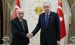 Erdoğan ile Bahçeli arasında sürpriz görüşme... Kabine mi değişiyor?
