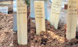 Depremde ölen doktorların adıyla ilaç yazmışlar!