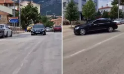 7 bin nüfuslu ilçenin belediye başkanı "Hizmet" diye makam aracını paylaştı