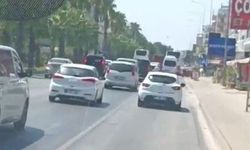 Trafikte sıkışan ambulans hastayı güçlükle hastaneye ulaştırdı