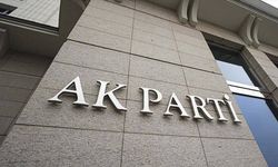 AKP'de peşe peşe istifalar sonrası ilk açıklama 