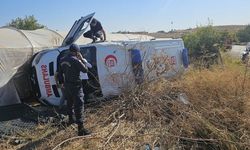 Ambulans kaza yaptı! 3'ü sağlık çalışanı 8 yaralı