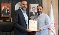 Başhekim Dr. Kavvasoğlu'na Teşekkür Belgesi - Hatay Gazetesi