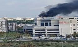 Pendik'te hastane yangını: Çok sayıda itfaiye ekibi olay yerine sevk edildi