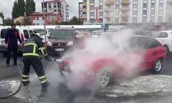 Sivas'ta hastane otoparkında panik! Alevler yükseldi
