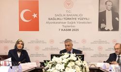 Bakan Memişoğlu Afyonkarahisar'da sağlık yöneticileri bir araya geldi