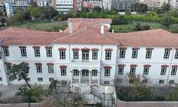 Balıklı Rum Hastanesi'ne operasyon: Profesör, eczacı ve tıbbi sekreter gözaltında