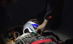 Arkadaşıyla gezintiye çıkan erkek hemşire kayalıklardan düştü