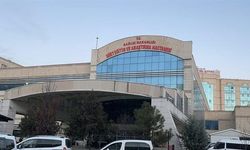 Hastanede uyuşturucu tahlili borsası: 8'i sağlık çalışanı 30 gözaltı