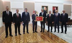 Türk Sağlık-Sen, sağlık çalışanlarının sorunlarını Kemal Memişoğlu’na iletti