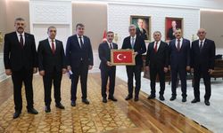 Yeniden Seçilen Türk Sağlık SEN Heyeti MEMİŞOĞLU'nu Zİyaret Etti