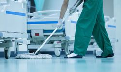 Hastanelerde Temizlik Sorunu Bitmiyor: Personel Var, Hijyen Yok