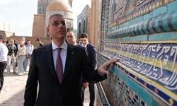 Sağlık Bakanı Memişoğlu, Özbekistan'da Tarihi Şah-ı Zinde Nekropolü'nü Ziyaret Etti