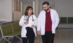Tıp fakültesinde tanışan çift, aynı hastanede hastalara şifa dağıtıyor