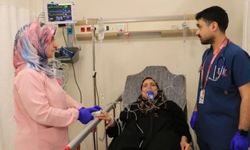 Hastane Koridorlarında Geçen Çocukluk: Anne ve Oğul Aynı Acil Serviste Görev Yapıyor