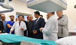 YÖK Üniversite Hastanelerinin Sağlık Başarılarını Duyurdu: Robotik Cerrahiden 8'li Çapraz Karaciğer Nakline