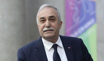 Sağlığın Tanınmış İsmi Ak Partiye Geçecek İddiası