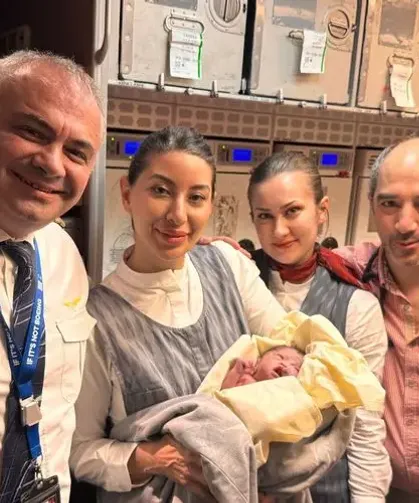 THY uçağında doğuma doktor müdahalesi