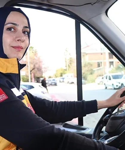 Ambulans şoförü Gülser, mesleğinin zorluklarını anlattı