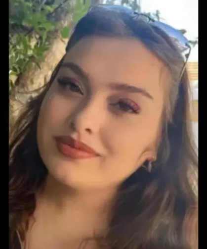 Genç Hemşire Kansere Yenik Düştü