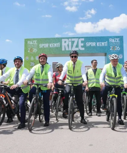 Bakan Memişoğlu Ankara’da Rize Günleri’ne katıldı! Bisiklet Turuna Katıldı