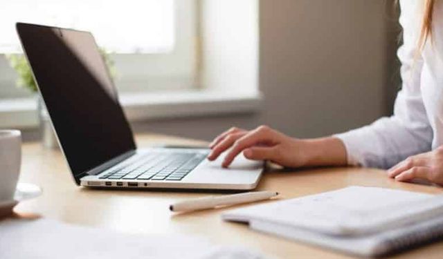 Tıbbi Sekreterlerin de Alan Dışı Çalışmasına Son Verilsin: Eşit İşe Eşit Ücret, Eşit Görev, Eşit Adalet