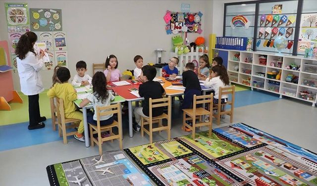 Kamuda kreş ve gündüz bakımevleri yaygınlaştırılacak