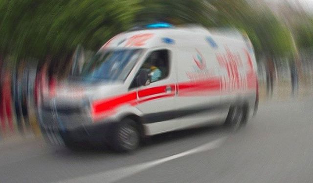 Giresun'da ambulans kaza yaptı