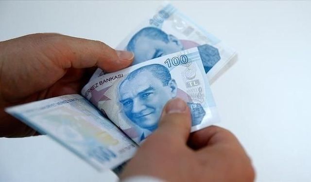 Yeni OVP'ye memur ve emeklinin ocak zammı
