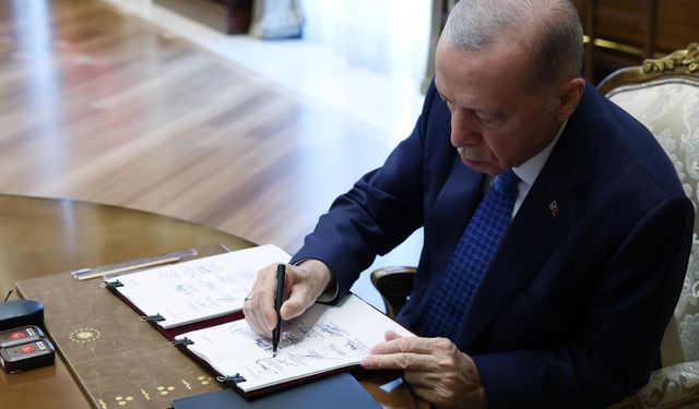 Türkiye Hudut ve Sahiller Sağlık Genel Müdürlüğü Müdür  Yardımcısı Görevden Alındı