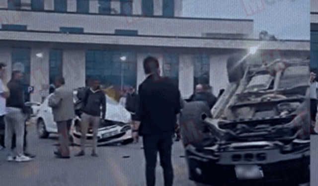 Hastane otoparkında korkutan kaza: Otomobil takla attı!