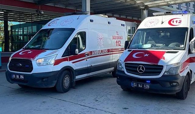 Bolvadin'de 112 Acil Servis Personelinden Anlamlı Cumhuriyet Bayramı Kutlaması