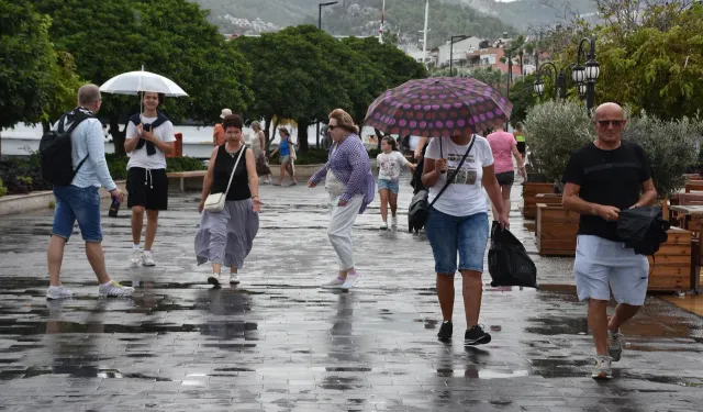 Meteoroloji turuncu ve sarı kodla uyardı: 20 ilde kuvvetli sağanak