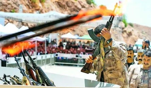 PKK, Türkiye'den tamamen çekildiğini açıkladı