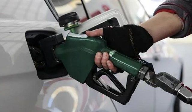 Akaryakıt fiyatlarına 1 Ocak'ta  ÖTV zammı yapılacak