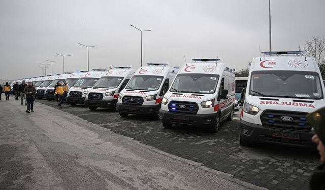 İzmir’in Acil Sağlık Filosuna 45 Yeni Ambulans Güç Katacak