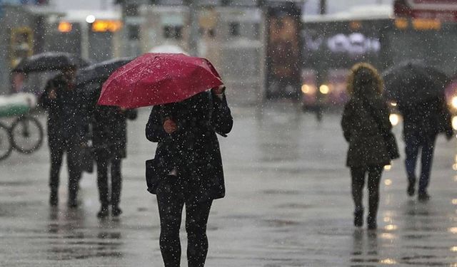Meteoroloji il il uyardı: Kuvvetli kar yağışı, fırtına ve sağanak bekleniyor