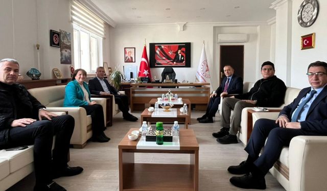 Sağlık müdürü iddialarına net yanıt: AK Parti’den Danışman’a açık destek