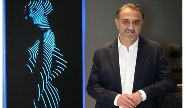 Yüz Germe Ameliyatı ile Daha Dinç ve Doğal Bir Görünüm Mümkün