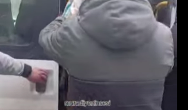 Ambulans Verilmedi, Yatalak Hasta Minibüsle Gitti İddiası