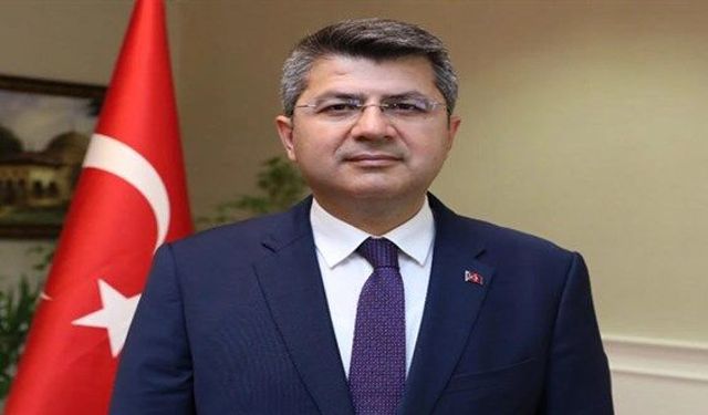 Eski Sağlık Bakan Yardımcısı TBMM Genel Sekreteri Hüseyin Kürşat Kırbıyık istifa etti