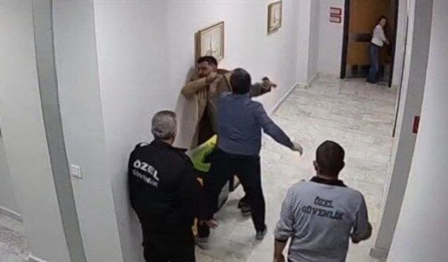 Eskişehir Devlet Hastanesi Müdürünün Personeli Darbettiği Anlar Kameralara Yansıdı: Mağdur Konuştu