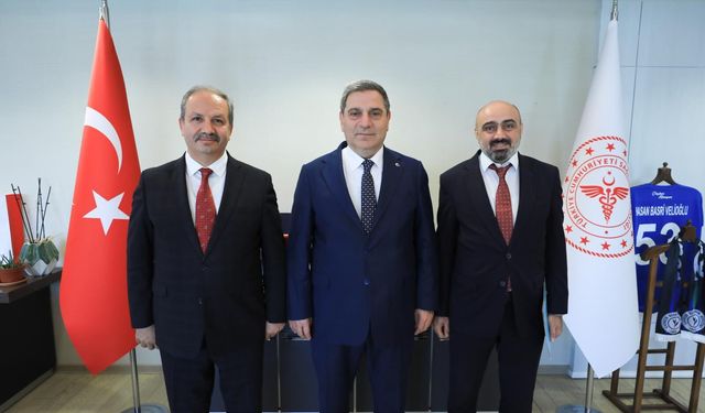 Sağlık-Sen: Sağlık Profesyonellerinin İş ve Görev Tanımları Netleştirilmeli