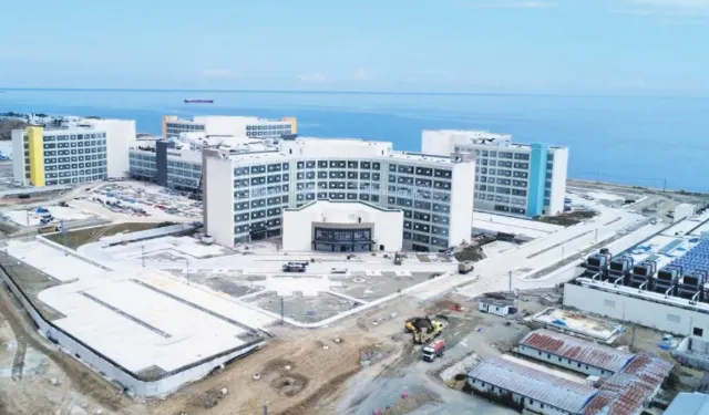 Sağlık Müdürü Açıkladı: Dev  Şehir Hastanesi Kasımda Açılıyor